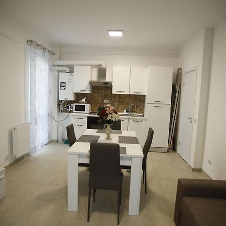 Lar Apartment Φωξάνη Εξωτερικό φωτογραφία