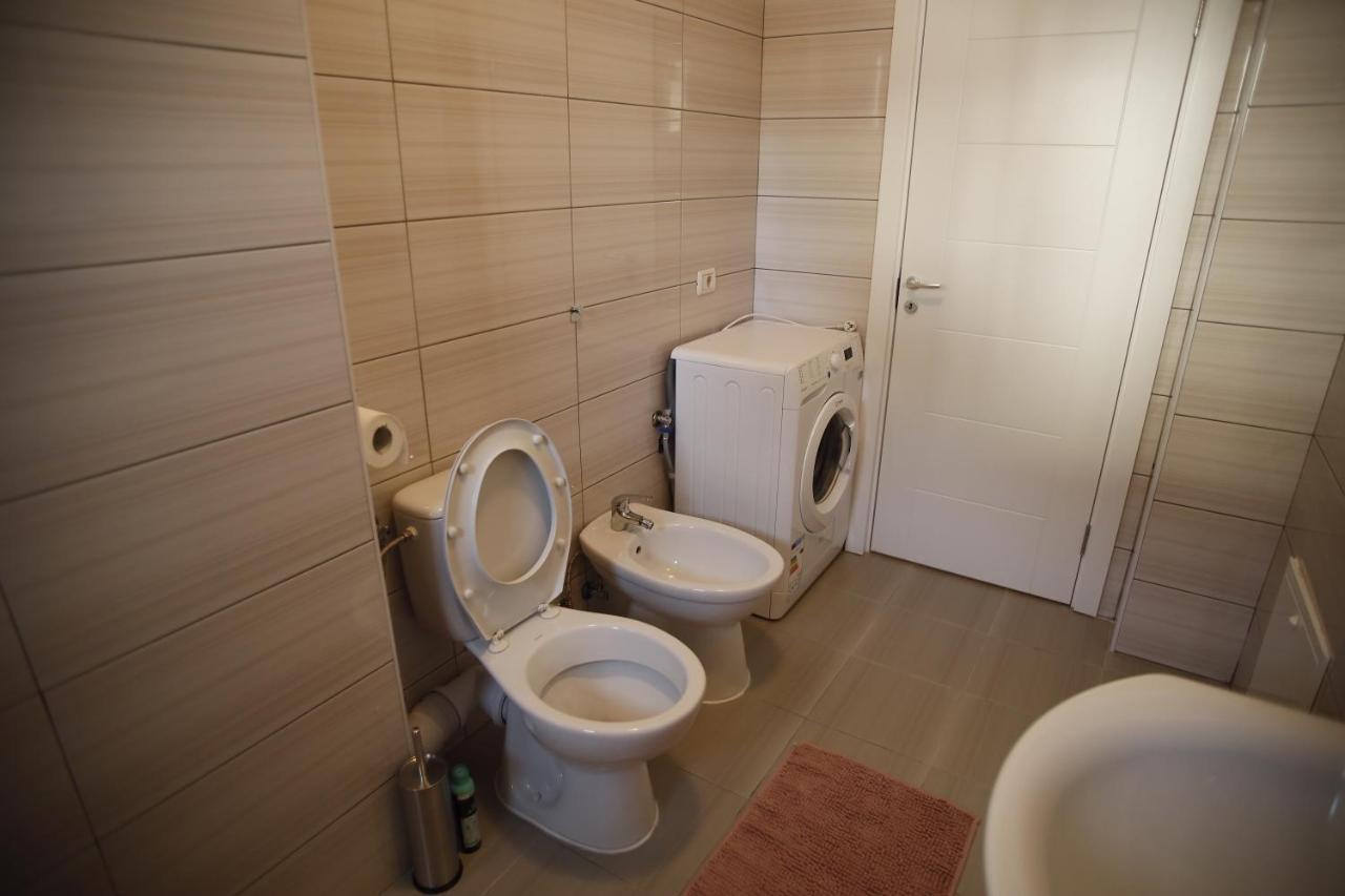 Lar Apartment Φωξάνη Εξωτερικό φωτογραφία