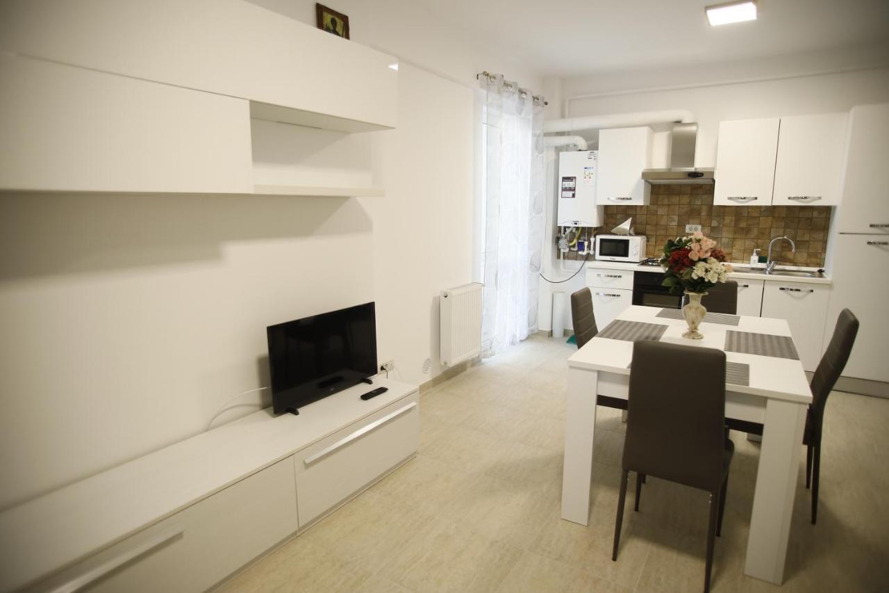 Lar Apartment Φωξάνη Εξωτερικό φωτογραφία